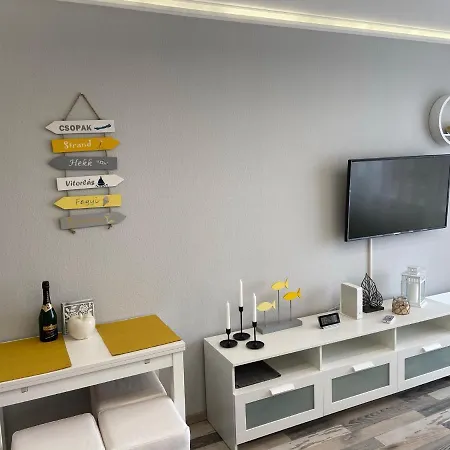 Csillag Apartman Apartment *
